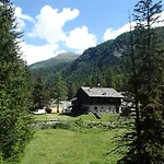 Hotel Le Rocher 4*