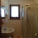 Hotel Le Rocher 4*