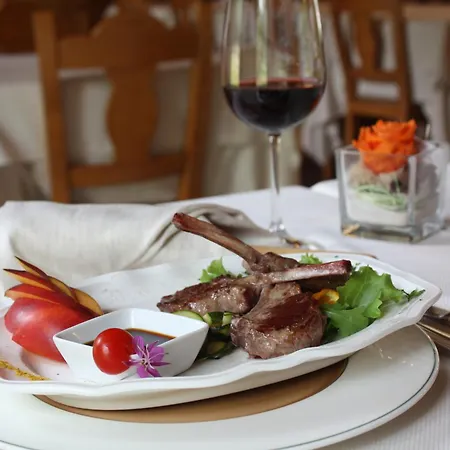 Le Rocher ホテル 4*