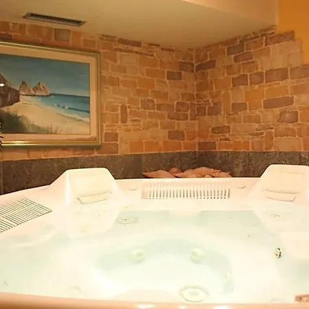 Hotel Le Rocher 4*