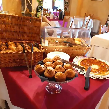 Le Rocher ホテル