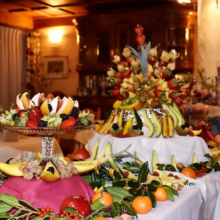 Le Rocher ホテル シャンポルク